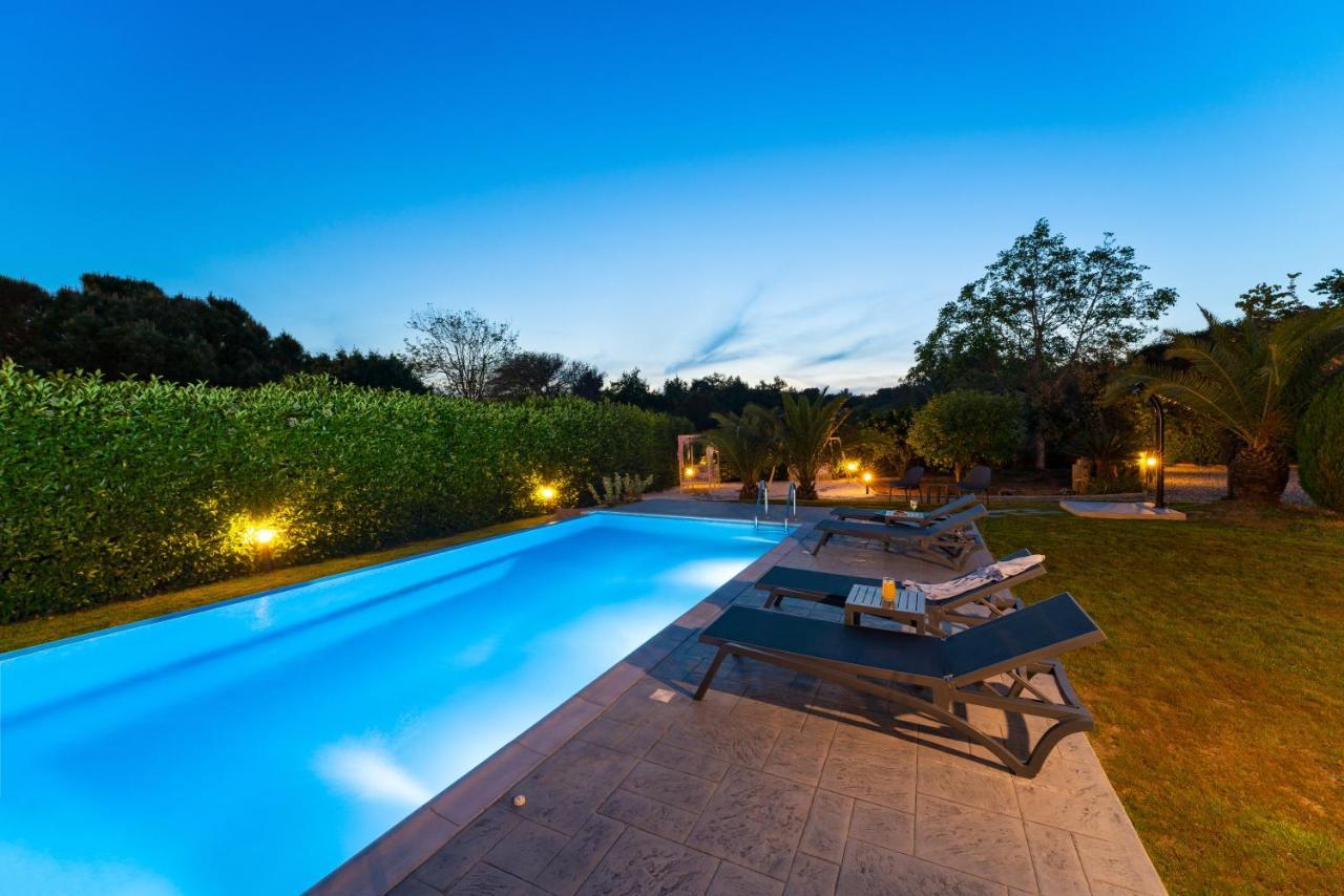 Villa Iasama Asgourou Exterior photo